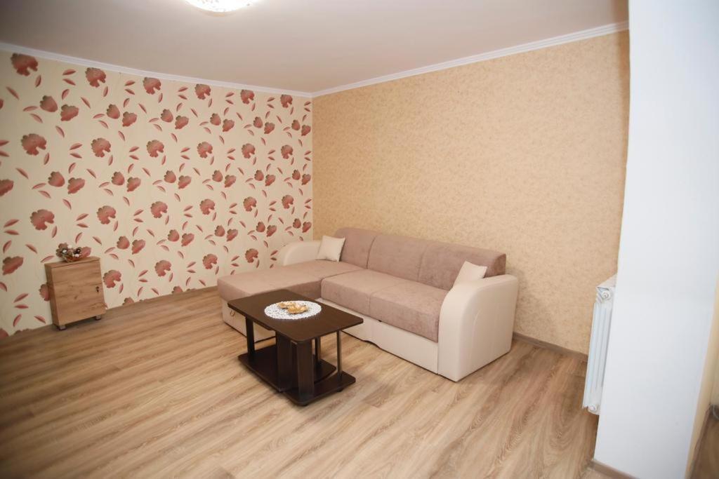 Mio Apartments Focşani Exterior foto